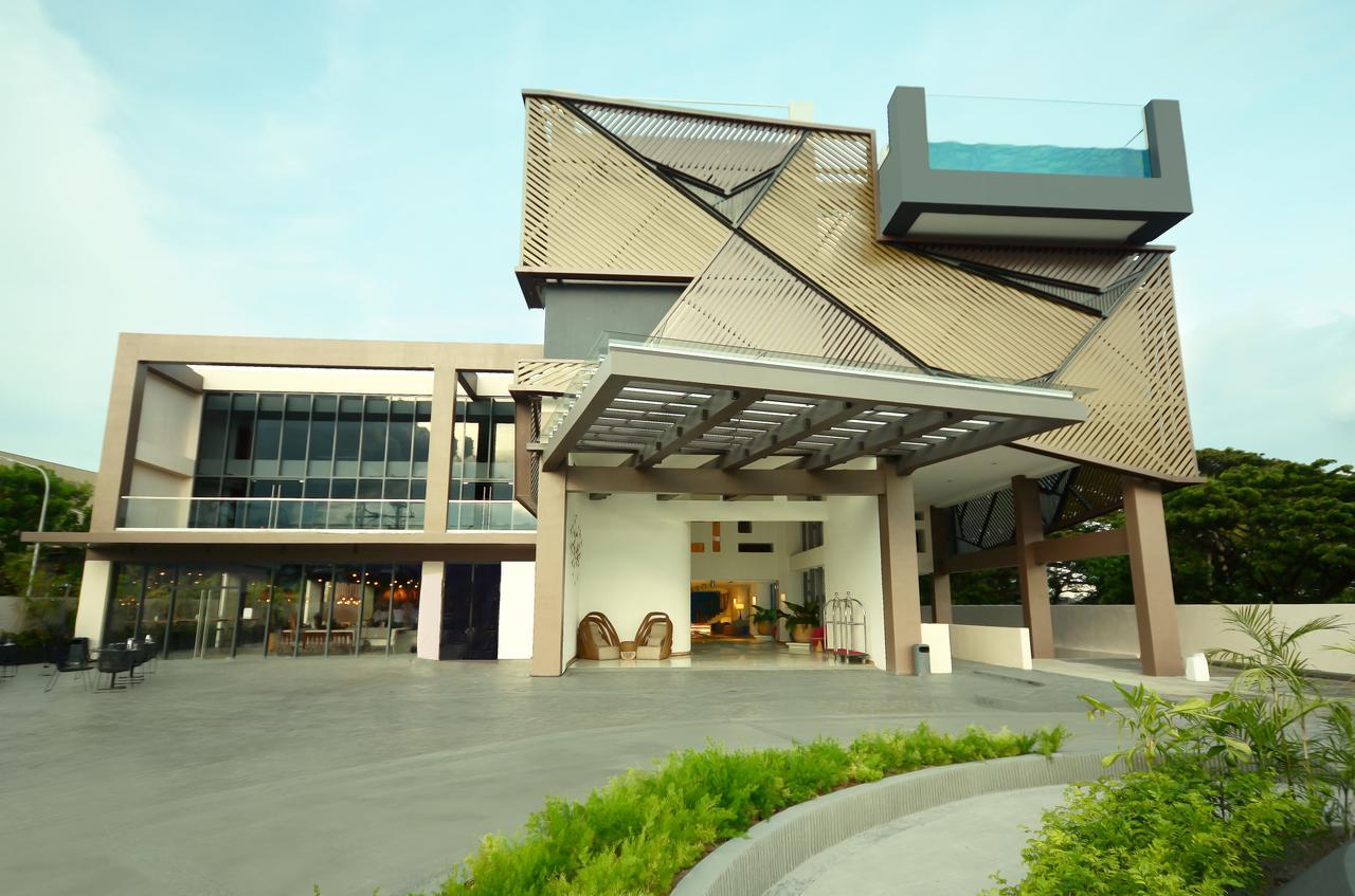Hue Hotels And Resorts Puerto Princesa Managed By Hii Екстериор снимка